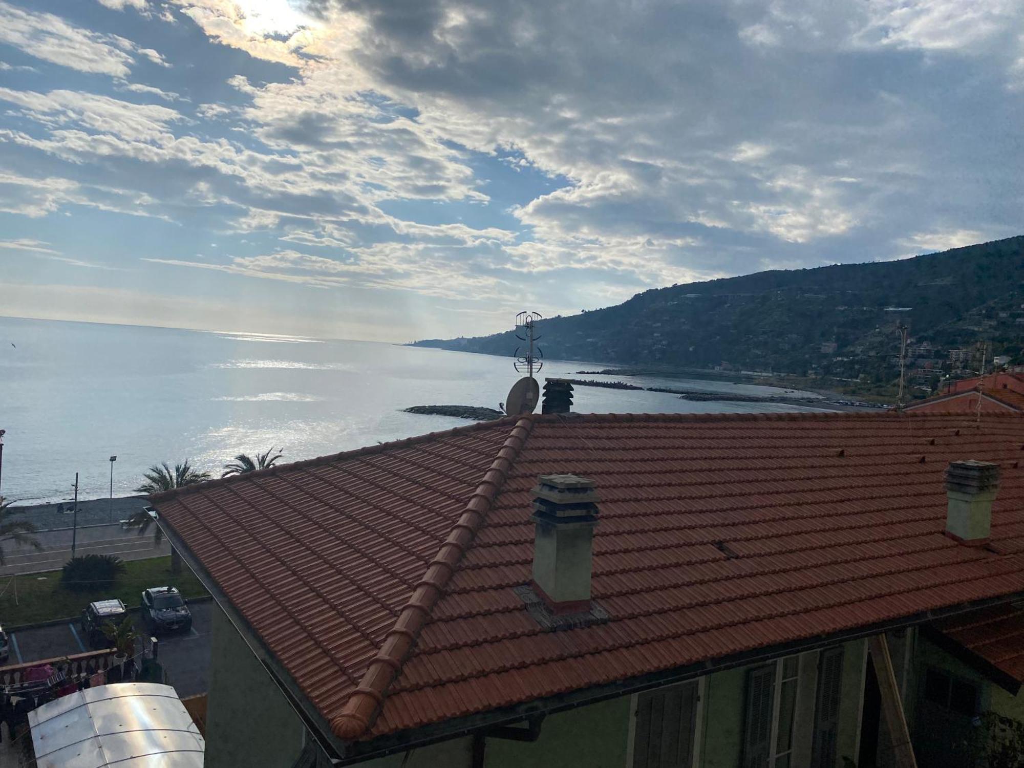 Casa Ginny * Ospedaletti